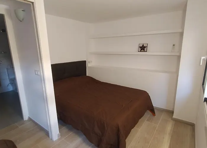 Rosesapparts A20deMar Triplex